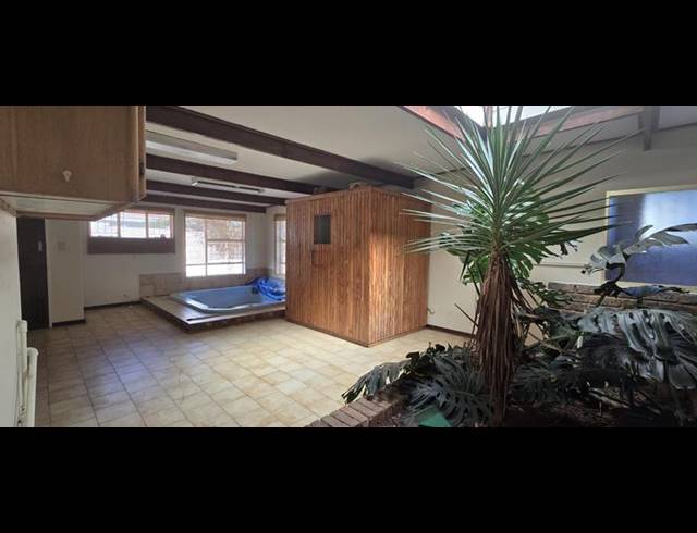 5 BEDROOM HOUSE FOR SALE IN ELARDUSPARK